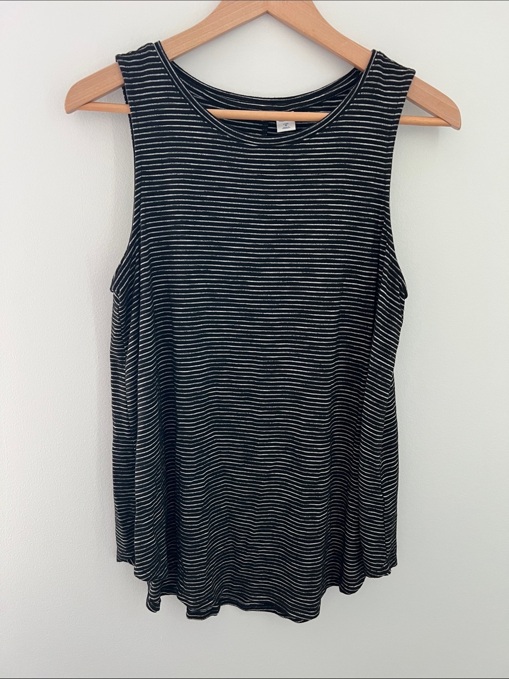 Old Navy | LUXE Black & Silver Striped Sleeveless Tank Top #646241-00 Size M